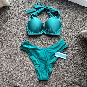 Cupshe Emerald Push Up bikini